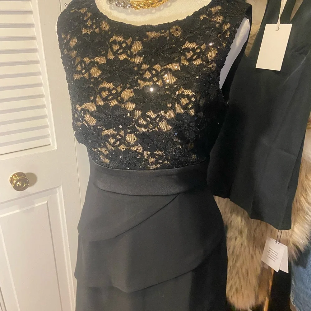 Connected Apparel Black and Cream Lace Dress Y2K - Picture 3 of 12